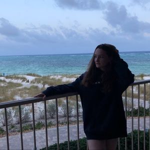 Meet your Posher, Cece